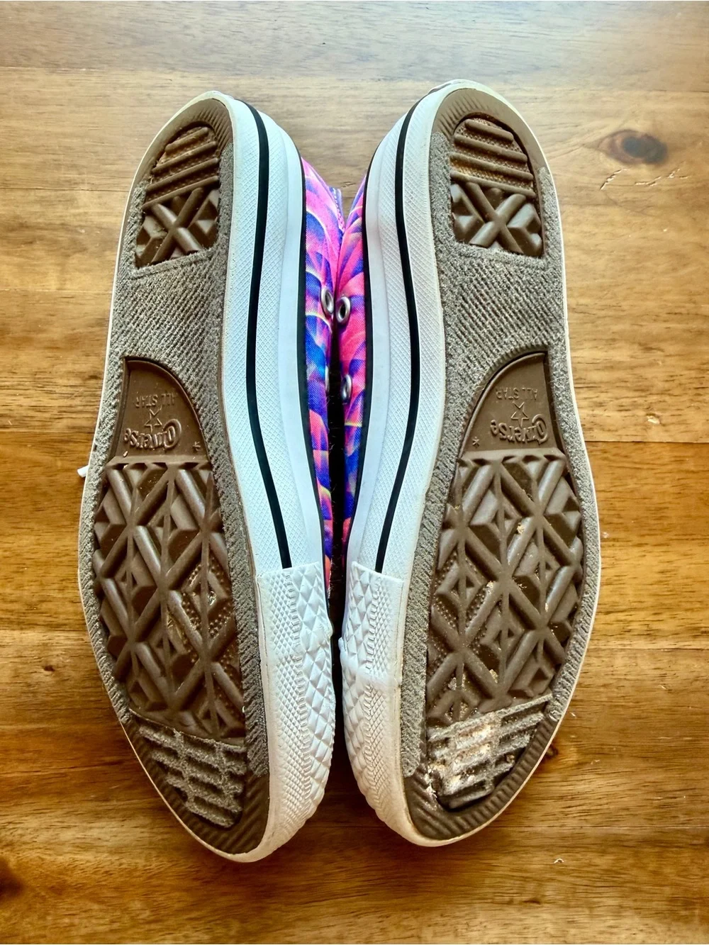 Converse Chuck Taylor All Star Low Top Sneakers Girls Youth Size 13 Multicolor